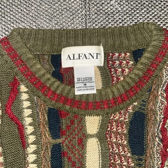 90s 3D Knit Coogi Style Multicolor Men's Sweater - Picture 3 of 4